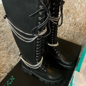 Combat boots dollskill